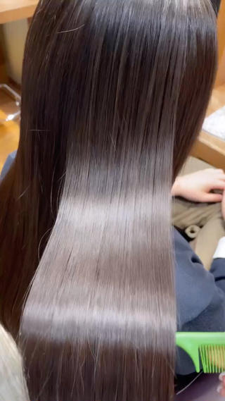 ロング TJ天気予報 佐藤優月のヘアスタイル