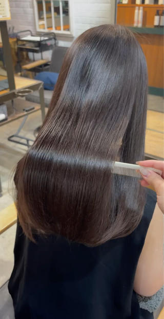 贅沢なスベシャルケア️METEOカラーで栄養補給をしながら艶々のヘアカラーに!