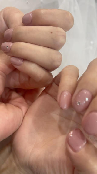 シンプル可愛いオフィスネイル♡