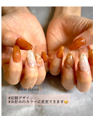 定額デザインをお客様がお好みの秋カラーへ変更して施術させて頂きました
#パラジェル#持ち込み#フィルイン#マグネット#長さだし