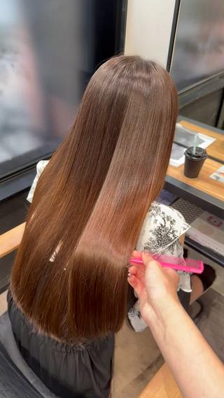 ロング Karin／ jrスタイリストのヘアスタイル