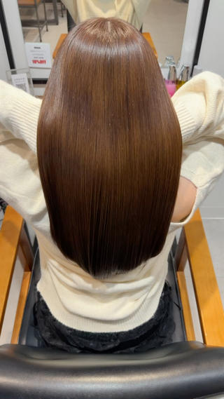 ロング 北野谷 篤のヘアスタイル