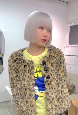 White color



#ホワイトカラー#ムラ修正#複雑履歴#ケアブリーチ
#ボブ 