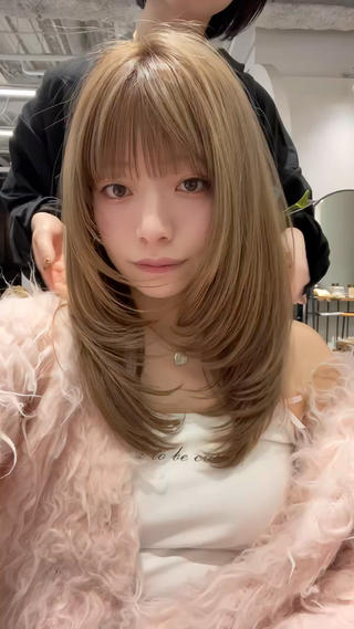 ミディアム カラー 梅田🫧透明感カラー /小顔レイヤー/未来のヘアスタイル