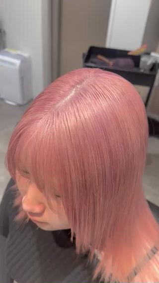 ミディアム quill クイル　ツボイタクマのヘアスタイル