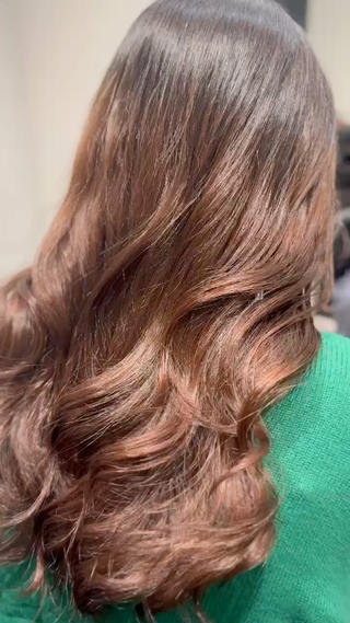 ロング パーマ 平田 七海のヘアスタイル