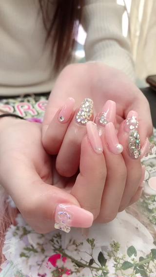 ネイル MoonNail ユリ🌸のネイルデザイン