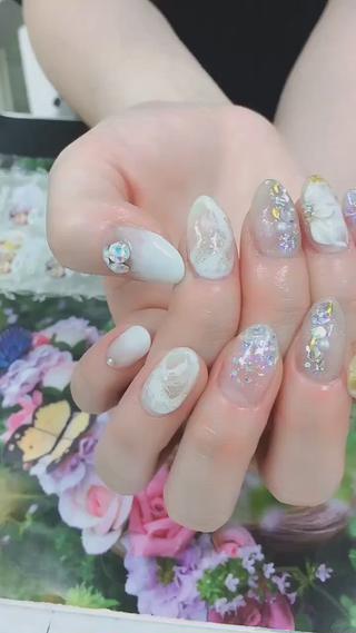 ネイル MoonNail ユリ🌸のネイルデザイン