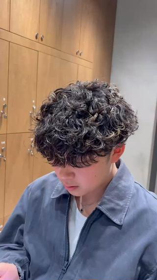 パーマ メンズ fifth 清水睦月のヘアスタイル