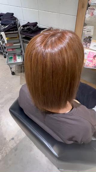 パーマ落としの縮毛矯正です。