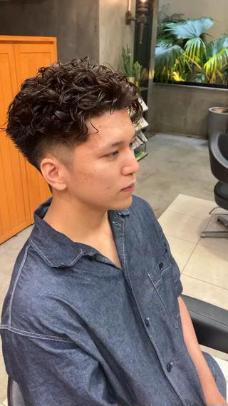 パーマ メンズ 本田 央介のヘアスタイル