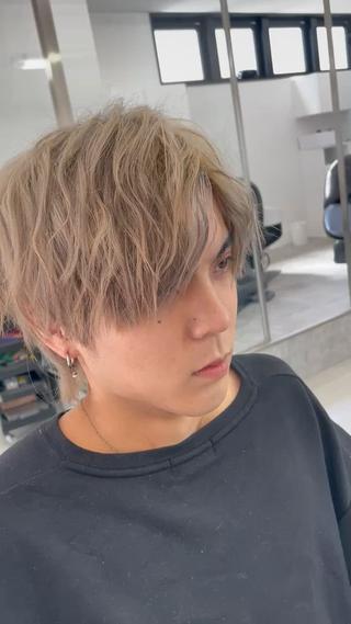 ショート カラー メンズ 亀井隆汰/メンズ専門 パーマ/フェード可のヘアスタイル