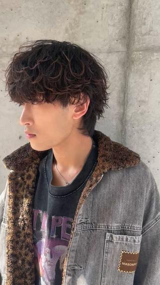 ショート パーマ メンズ 亀井隆汰/メンズ専門 パーマ/フェード可のヘアスタイル