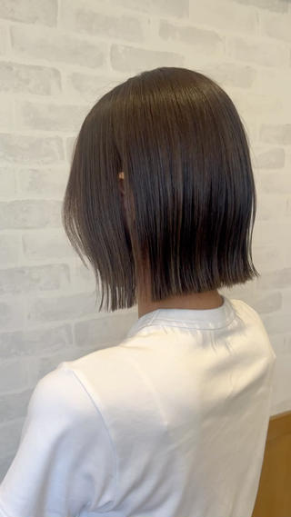 ショート カラー 顔周りカット/透明感 カラー🤍大塚蛍のヘアスタイル