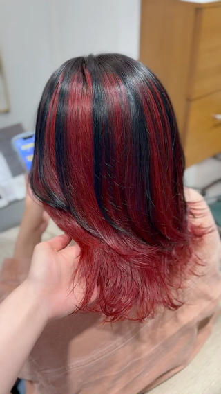 カラー ブリーチカラー/茨木 𝙨𝙖𝙠𝙞💚のヘアスタイル