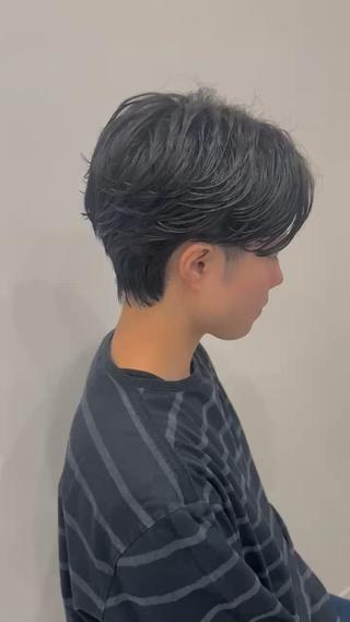 ショート パーマ メンズ ヴァンキャトル 山口裕真のヘアスタイル
