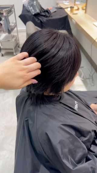 ショート カラー コテ巻き風パーマ/ 縮毛矯正/ゆいなのヘアスタイル