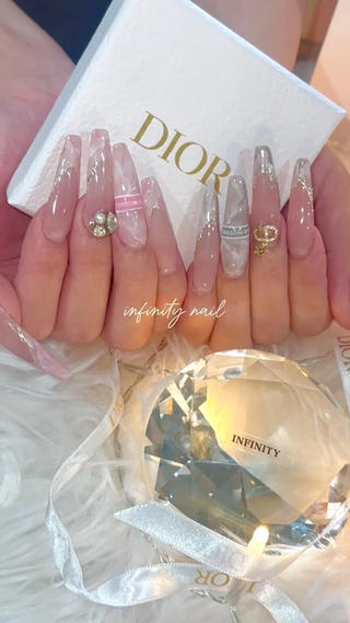 ブランドネイル
#春ネイル#ブランドネイル#スカルプ#フレンチネイ#埼玉ネイル#上尾ネイル#桶川ネイル#北本ネイル#大宮ネイル# 