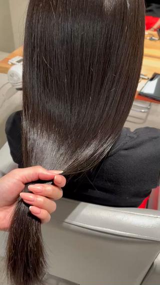 ロング カラー レイヤー MINX伊藤なず菜のヘアスタイル