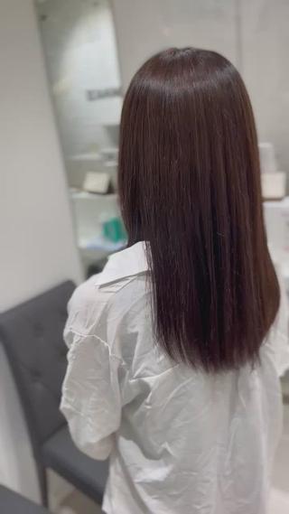 セミロング 巖本 真希のヘアスタイル