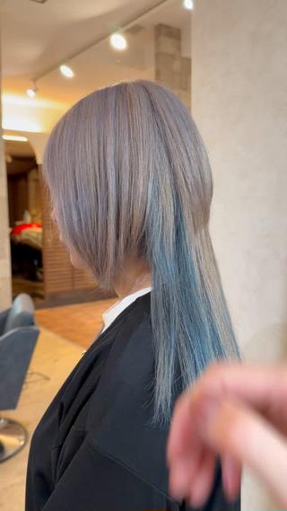 カラー @z（アットゼー） arisaのヘアスタイル