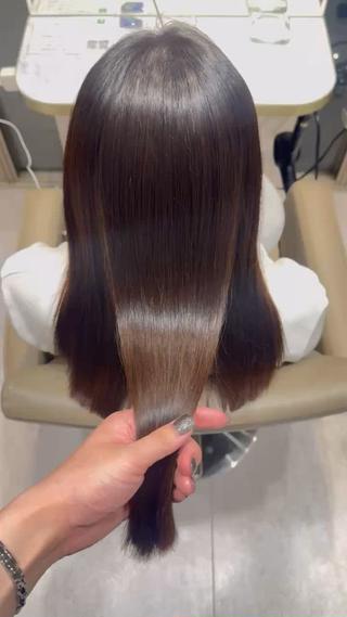 ロング Agnos TAKEMURAのヘアスタイル