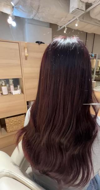 ロング カラー 大西 愛梨のヘアスタイル
