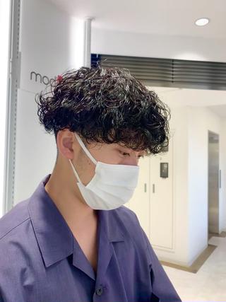 トップの高さはその方のご要望と骨格に合わせて
ツイスパかスパイラルで
組み合わせて巻いていきます*