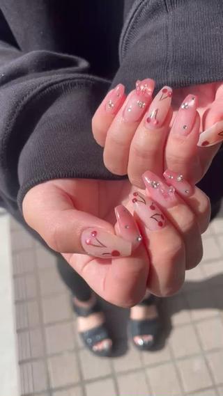 さくらんぼネイル 