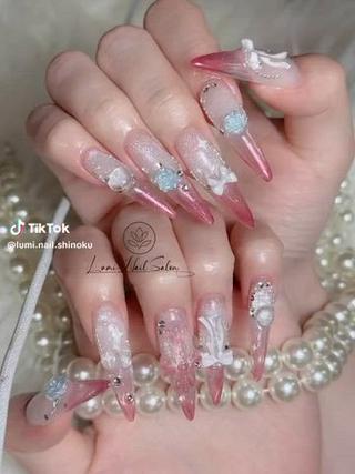 ネイル Lumi Shinokuboのネイルデザイン