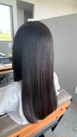 乾かすだけでツヤサラの髪へ