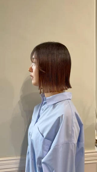タイトな外はねボブ

骨格診断をさせていただき
似合う styleや得意な styleをお伝えしています︎

ナチュラル骨格さんなので
切りっぱなしのスタイルがすごくお似合いでした♡
 