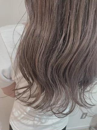 グレージュ