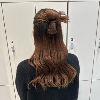 セミロング カラー ヘアアレンジ なりた るいのヘアスタイル