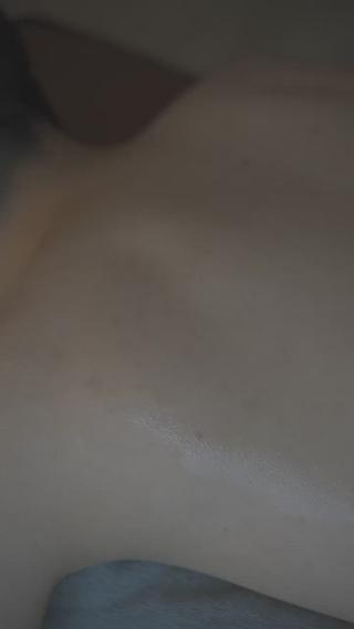 全身オイルリンパケア
鉄筋の筋肉でもしっかりほぐしていきます！
強揉み希望大歓迎！ 