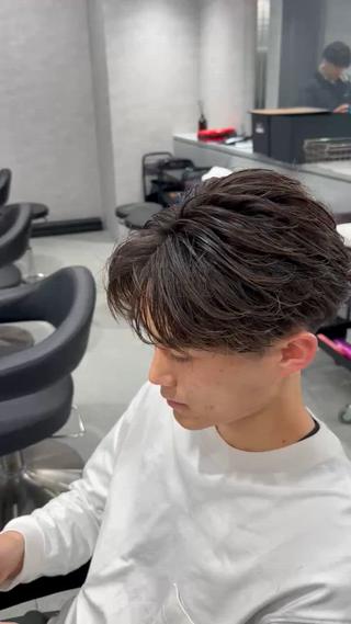 パーマ メンズ ツイスパ/シャドウ MANARUのヘアスタイル
