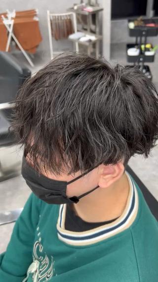 ショート カラー パーマ ヘアアレンジ メンズ キッズ ネイル マツエク・マツパ アイブロウ メンズヘアのカリスマ 北地　空のヘアスタイル