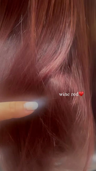 wine red