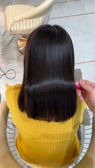 セミロング ‎🤍髪質改善‎🤍 レイヤーカット‎🤍のヘアスタイル