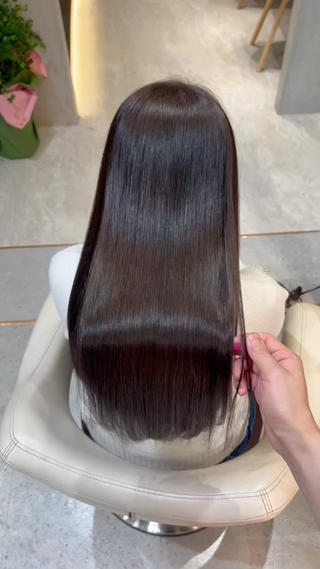 ロング ‎🤍髪質改善‎🤍 レイヤーカット‎🤍のヘアスタイル