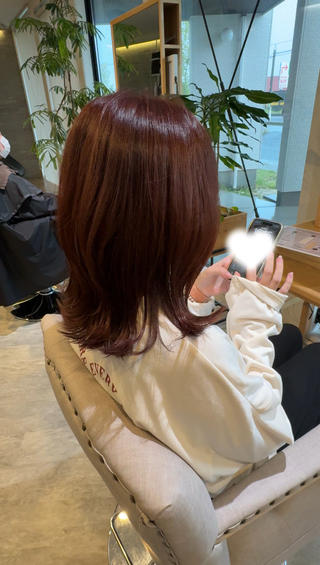 ミディアム 星 優南のヘアスタイル