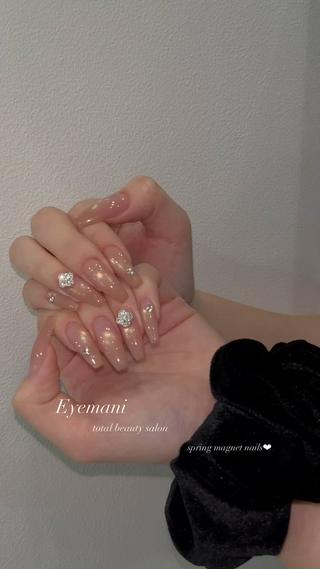 ネイル re. naのネイルデザイン