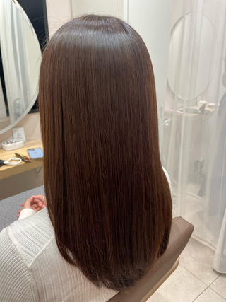 バイカルテでケアしながらまっすぐサラサラストレートに矯正します