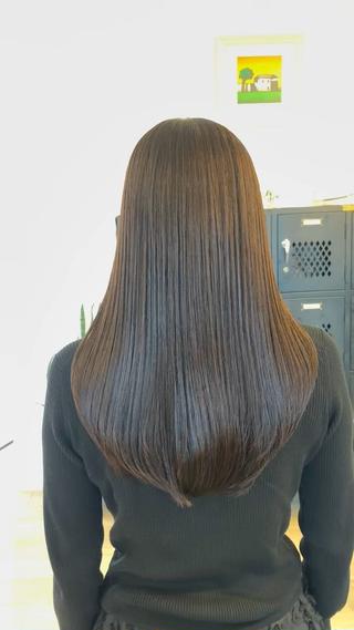 ロング 山田 功樹のヘアスタイル
