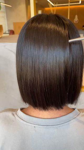 ストンボブ
ストレートで収まりよくツヤツヤに