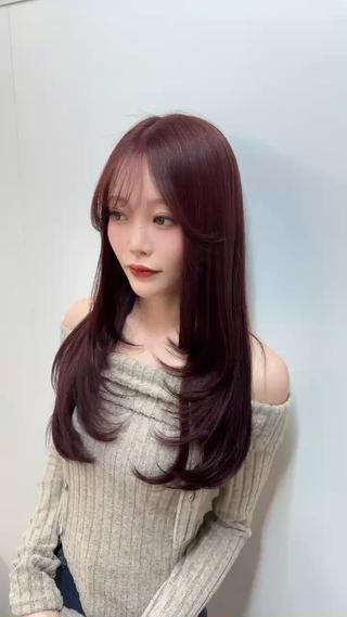 巻いても巻かなくても可愛いレイヤーカット︎