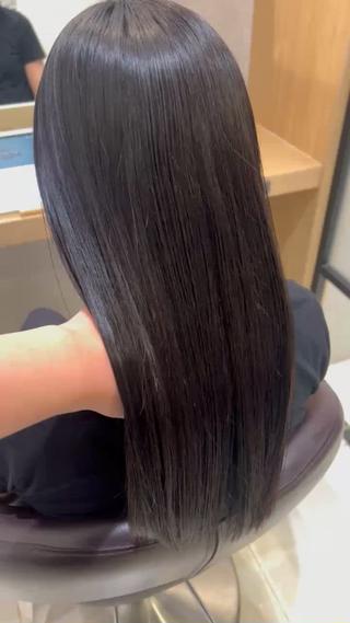 縮毛矯正のモデルさんです!