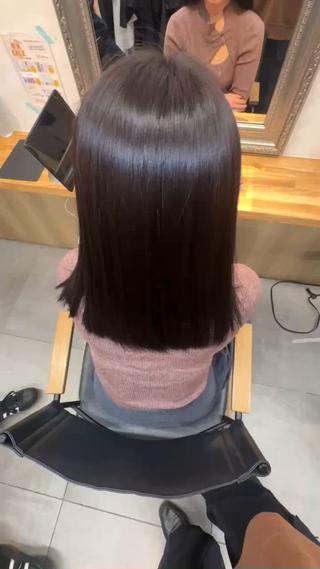 ミディアム レイヤー/縮毛矯正 /新宿/佐藤巧己✨のヘアスタイル