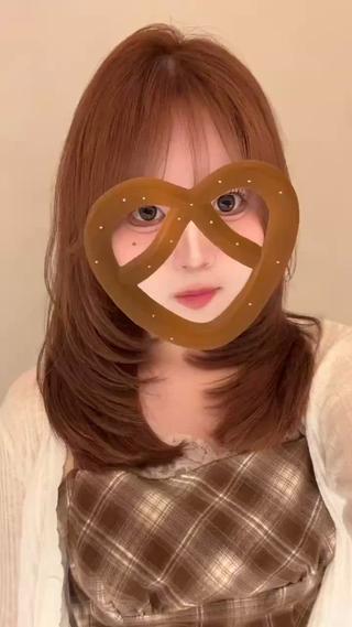 ミディアム カラー ヘアアレンジ 純欲韓国ワンホン🤍 𝑌𝑢𝑖🤍のヘアスタイル