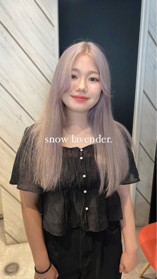 ロング韓国風
ホワイトラベンダー
色落ちはシルバー通りますおすすめです!!